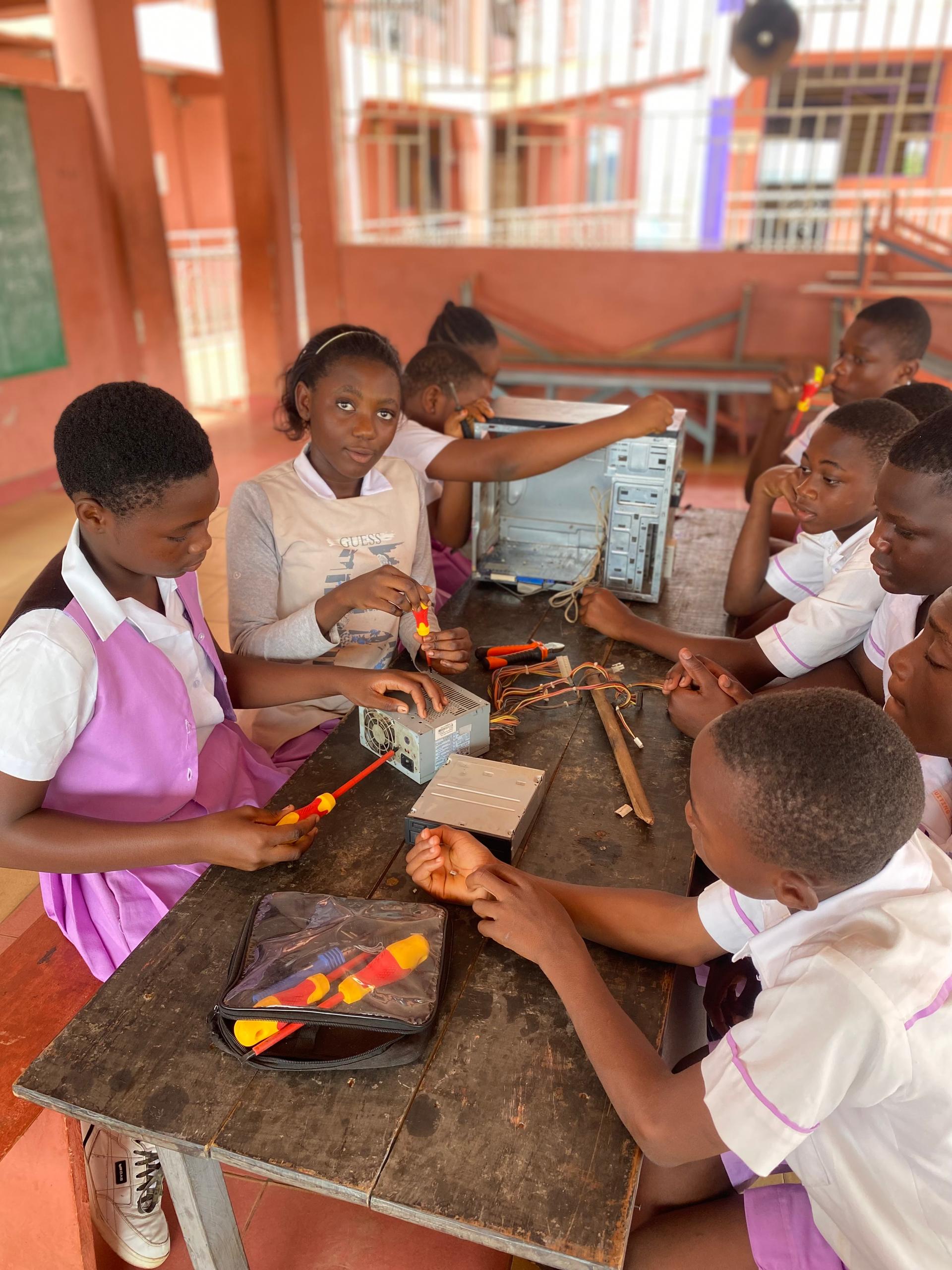 Computing Lesson - JHS 1-15